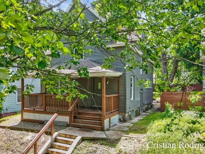 958 Dunham St SE