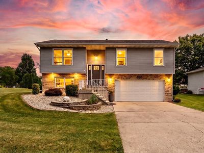 4176 Thornhill Dr