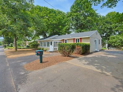 16 Smithville Rd