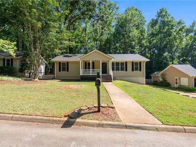 210 Saratoga Dr
