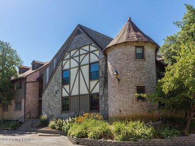 221 N Clifton Ave APT 4