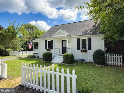 Property at 6 Virginia Ave, Berryville, VA