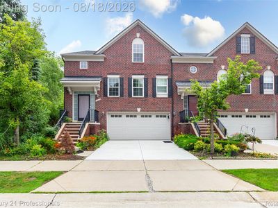 Property at 757 Sandalwood Dr, Troy, MI