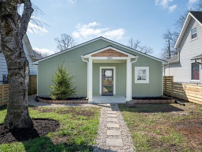 2361 Southeastern Ave