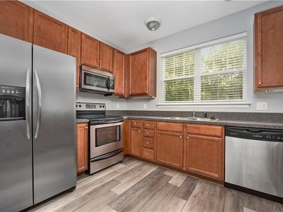 912 Southmoor Dr Unit 206