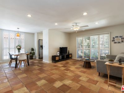 5625 Windsor Way Unit 207