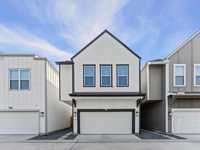 8422 Berry Green Ln