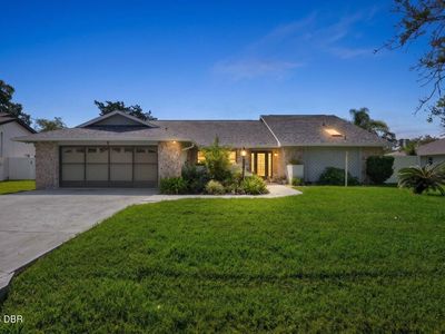 7 Folcroft Ln