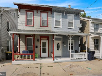 317 W High St
