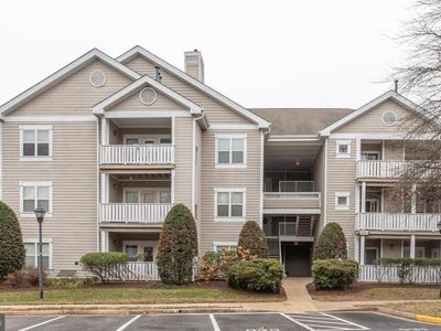Property at 14301 Grape Holly Grv APT 14, Centreville, VA