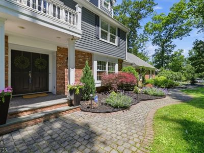 70 High Oaks Dr