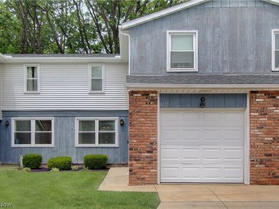 8225 Lancaster Dr