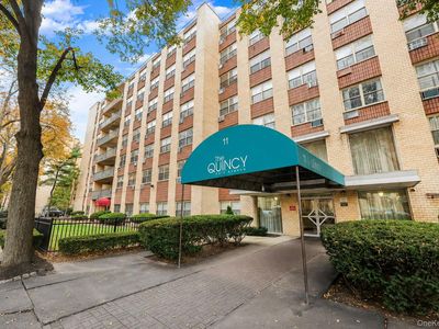 11 Park Avenue #4M