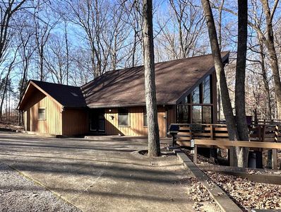 195 Yates Circle Spur