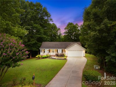 3416 Leaning Pine Dr