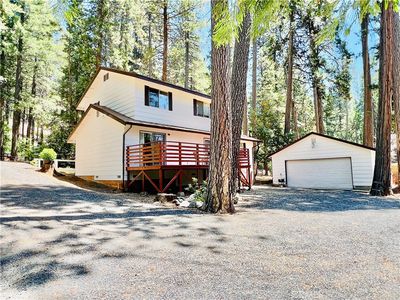 Property at 15793 Coutolenc Rd, Magalia, CA