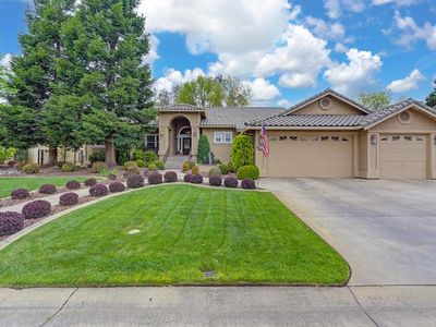 15157 De La Pena Cir
