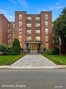 39 Glenbrook Road #1H