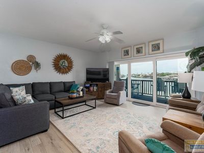226 W Houston St #B-218