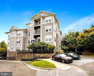 1301 Karen Blvd APT 401