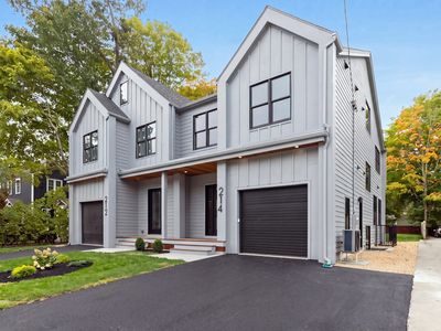 212-214 Auburn St