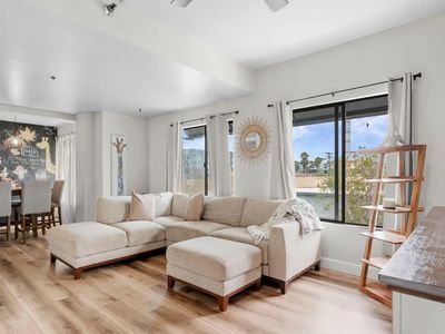 2828 University Ave Unit 307