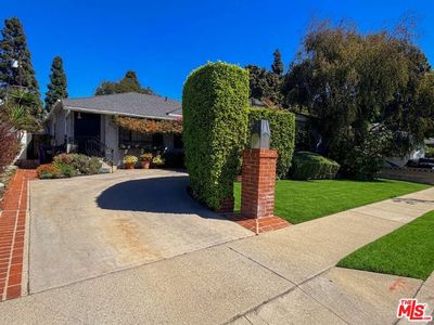 5430 Selmaraine Dr