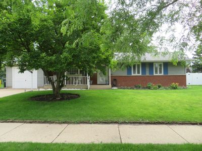 Property at 237 N Babcock Dr, Palatine, IL