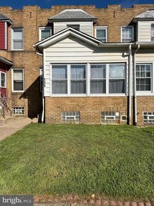 5858 Penn St