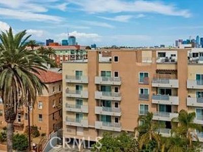 980 S Oxford Ave Unit 303