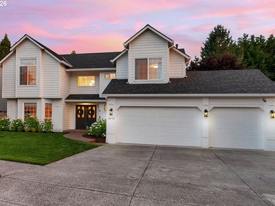 4015 NW Dahlia Loop