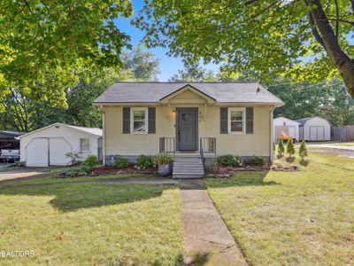 806 S Everett High Rd