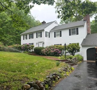 2068 Lansing Place