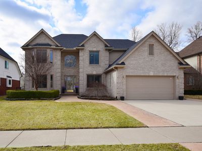 18516 Ranier Dr