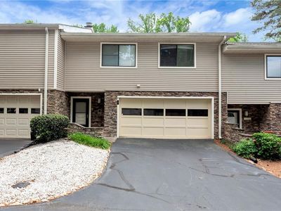 5 Basswood Cir