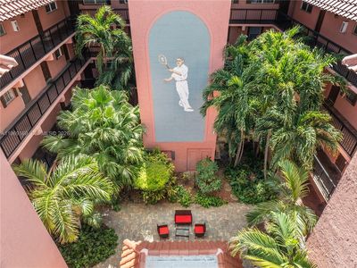 670 Tennis Club Dr APT 307