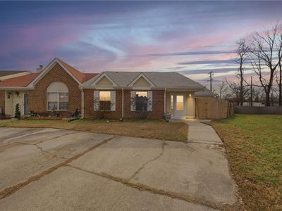 Property at 9 Holly Hill Ct, Portsmouth, VA