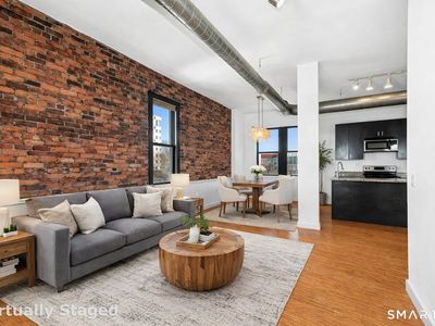 881 Lafayette Boulevard #4N