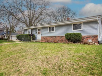 1489 Birch DRIVE