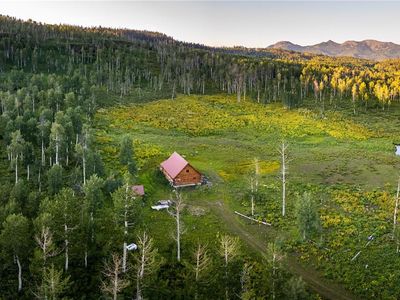 52700 Quaker Mtn Circle