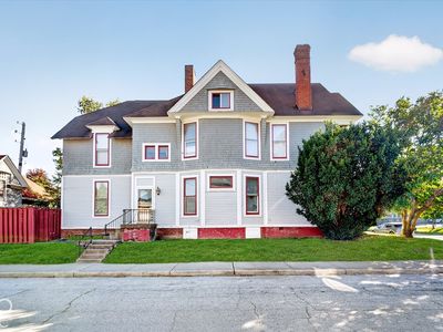 1859 N Pennsylvania St
