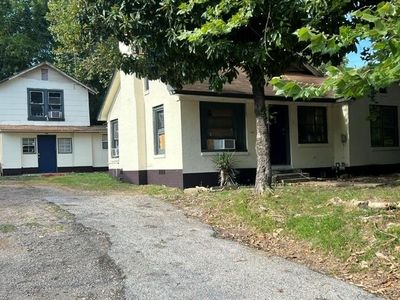 237 E Culver Wrong St