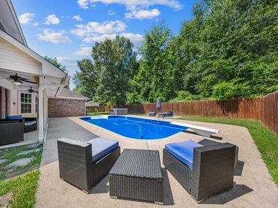 1602 Loblolly Ln