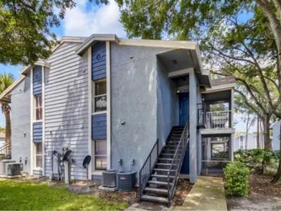 3827 Bay Club Cir UNIT 204