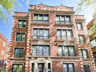 918 W Ainslie St APT 1W