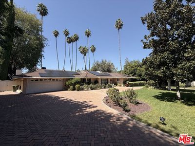 5429 Corbin Ave