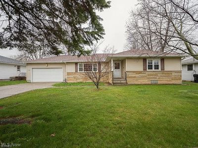 Property at 538 Stafford Dr, Elyria, OH