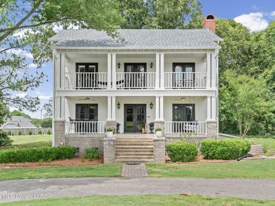 6175 Fairlawn Cv