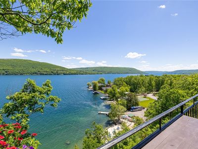 14 Cliffside Dr