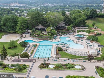 205 Yoakum Pkwy Unit 1502